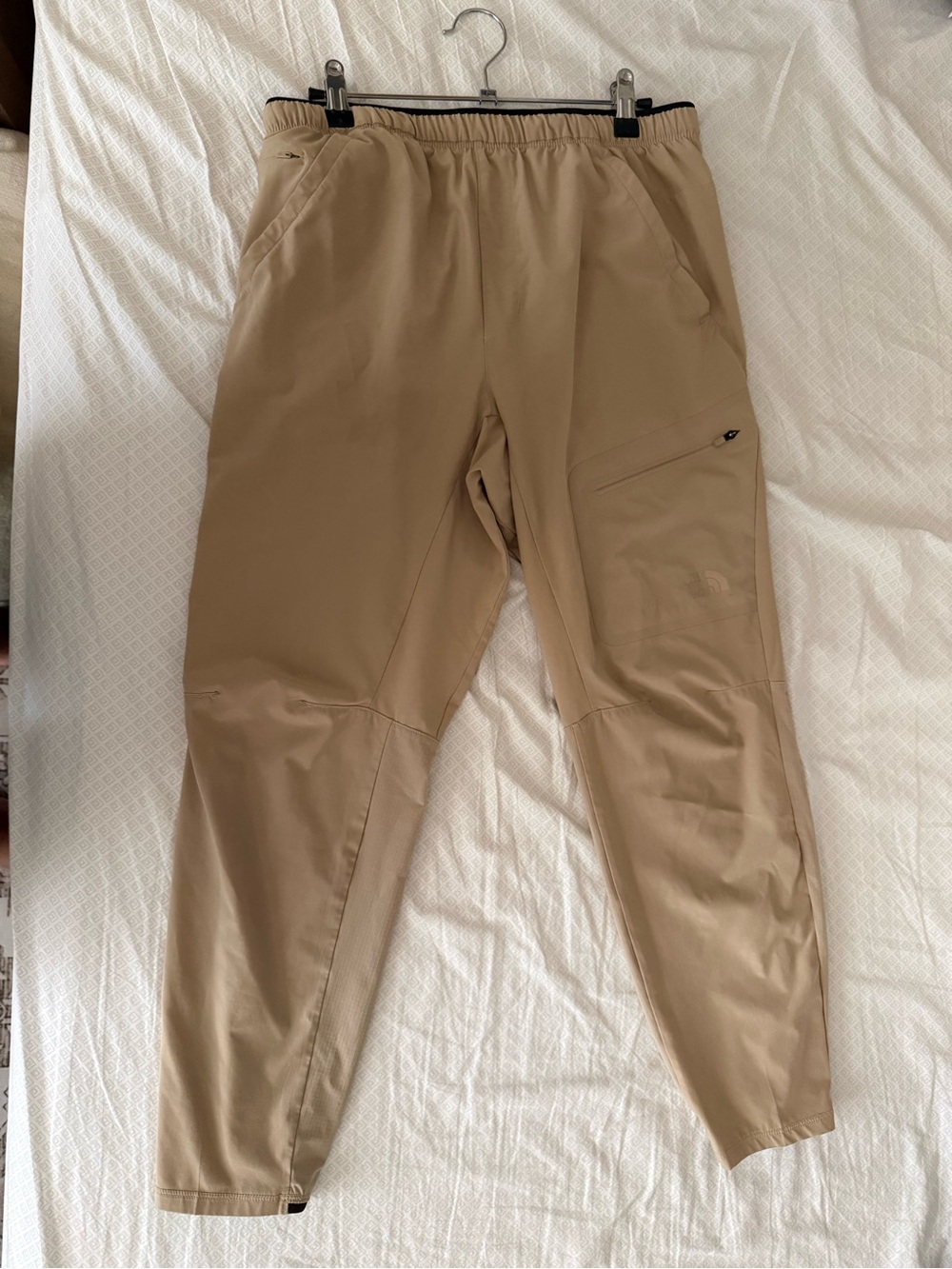 The North Face Men’s Khaki/Tan Lightweight Jogger Pants